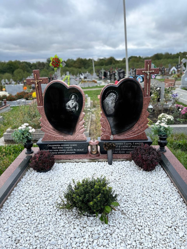 Двойной памятник ПП-13